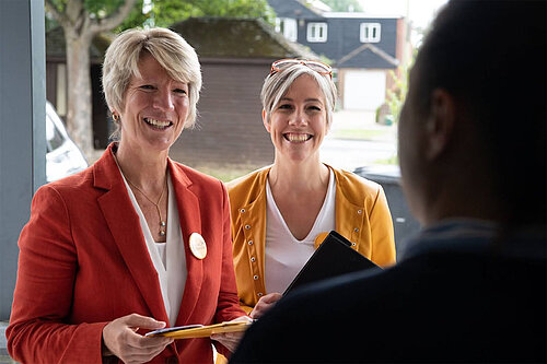 Pippa Heylings campaigning on the doorstep